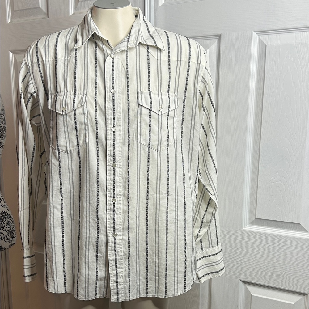 Wrangler‎ White Shirt Black Stripe Accents Pearl Snaps L